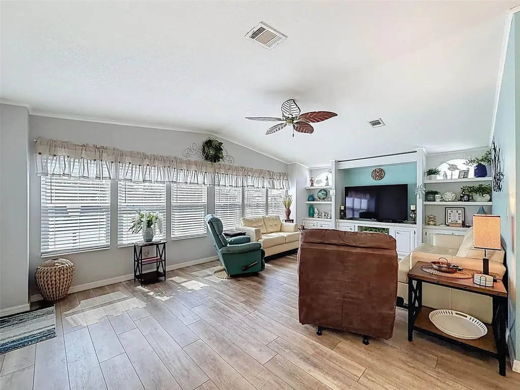 319 Melbourn Drive Haines City FL 33844