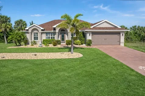 8251 Arlewood Circle Port Charlotte FL 33981