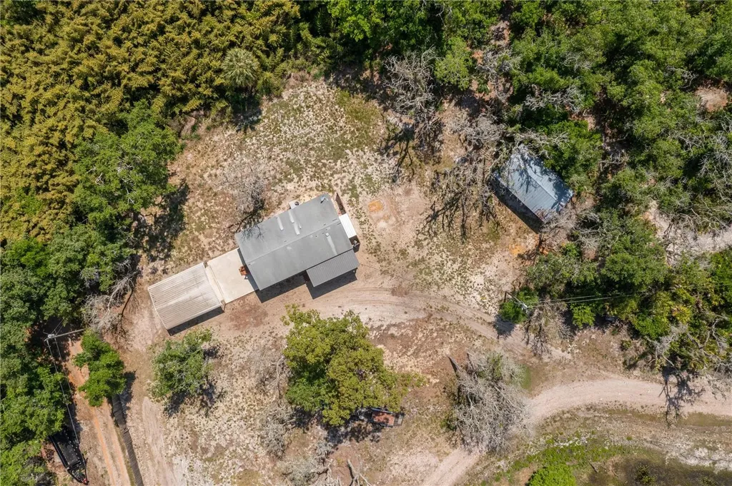 991 Bay Court Frostproof FL 33843