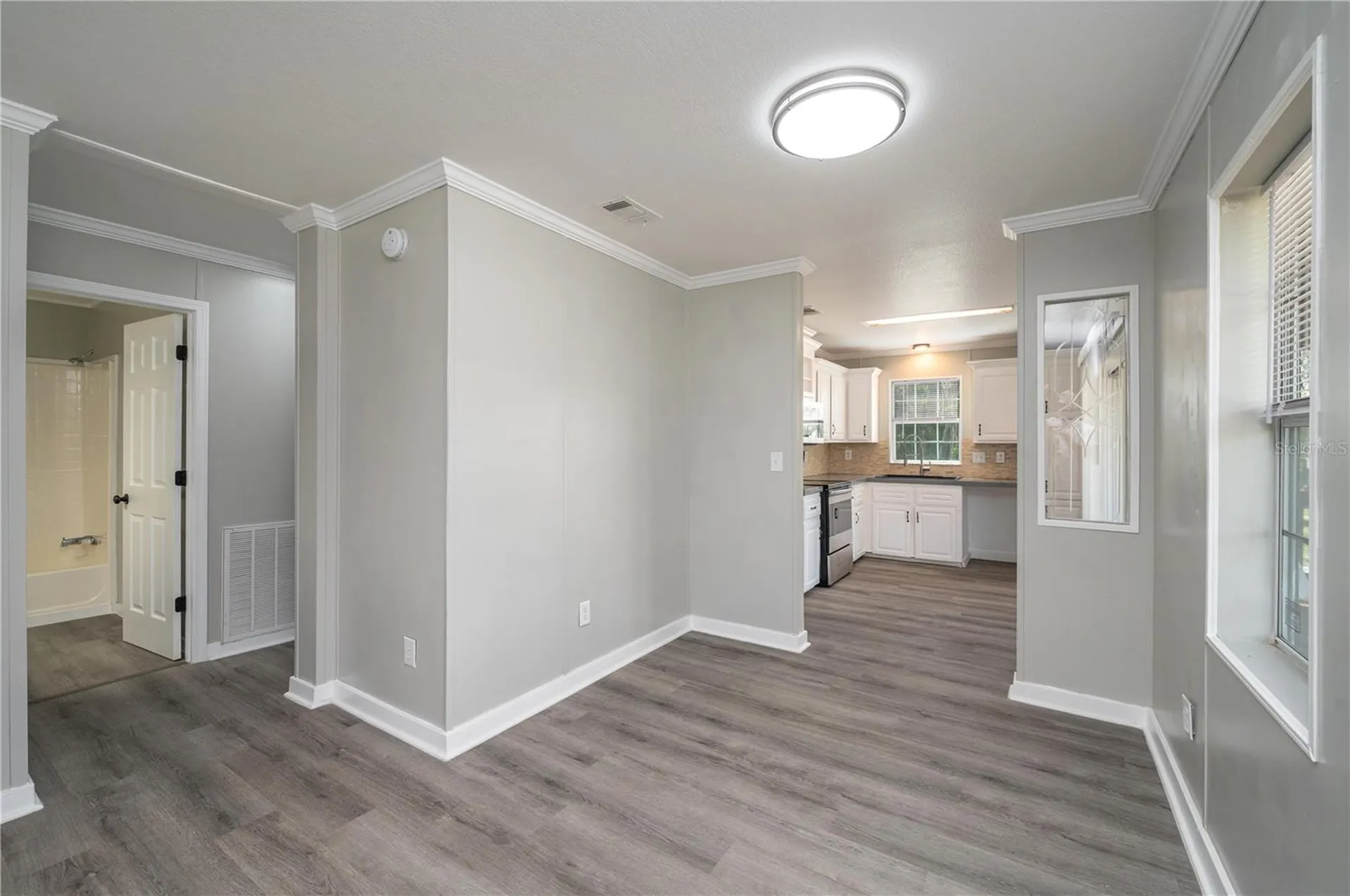 991 Bay Court Frostproof FL 33843