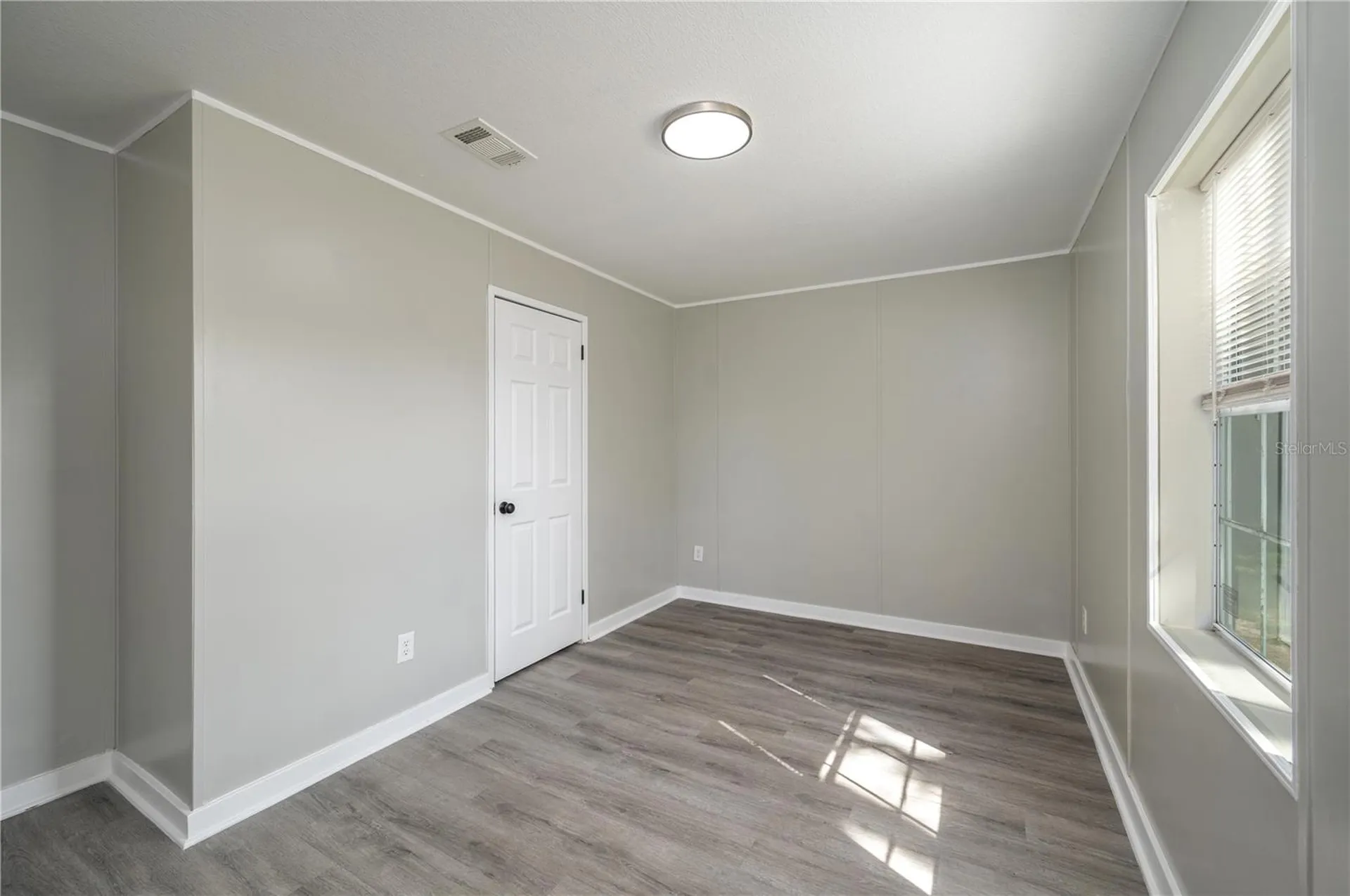 991 Bay Court Frostproof FL 33843