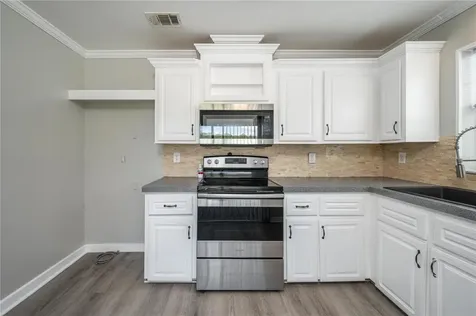 991 Bay Court Frostproof FL 33843