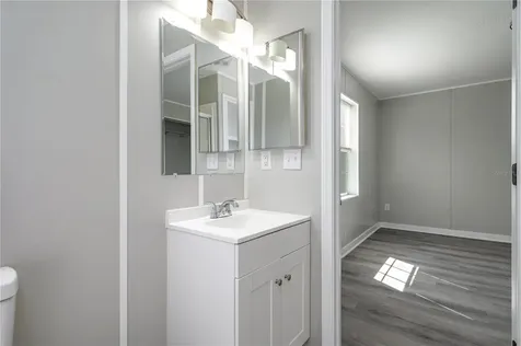 991 Bay Court Frostproof FL 33843