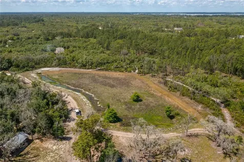 991 Bay Court Frostproof FL 33843