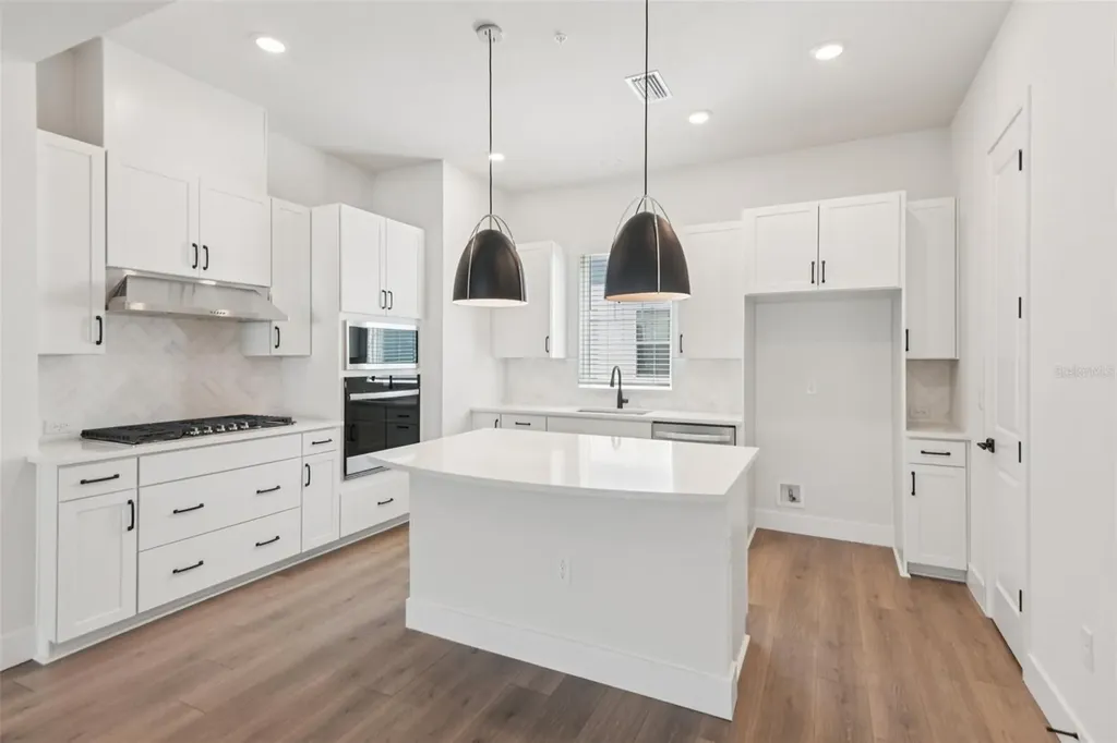 3133 4th Terrace N St Petersburg FL 33713