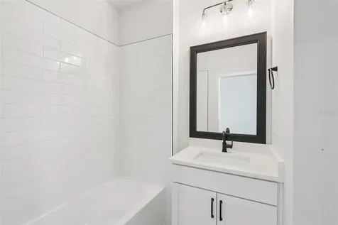 3133 4th Terrace N St Petersburg FL 33713