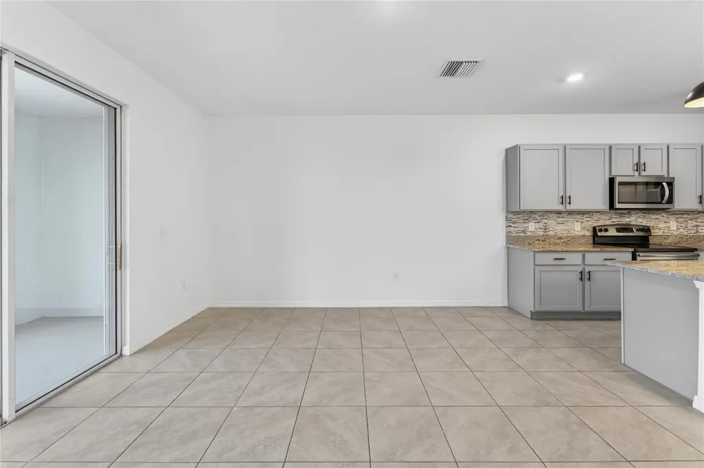 136 Mangrove Shade Circle Apollo Beach FL 33572