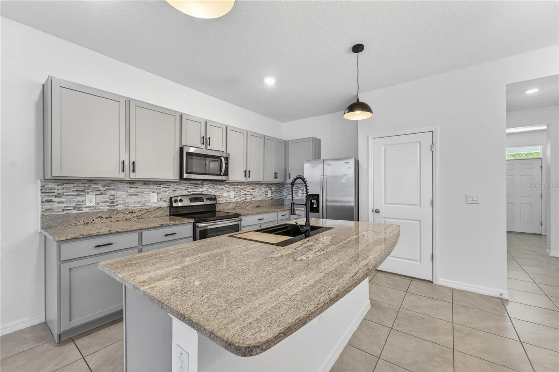 136 Mangrove Shade Circle Apollo Beach FL 33572