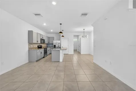 136 Mangrove Shade Circle Apollo Beach FL 33572
