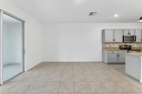 136 Mangrove Shade Circle Apollo Beach FL 33572