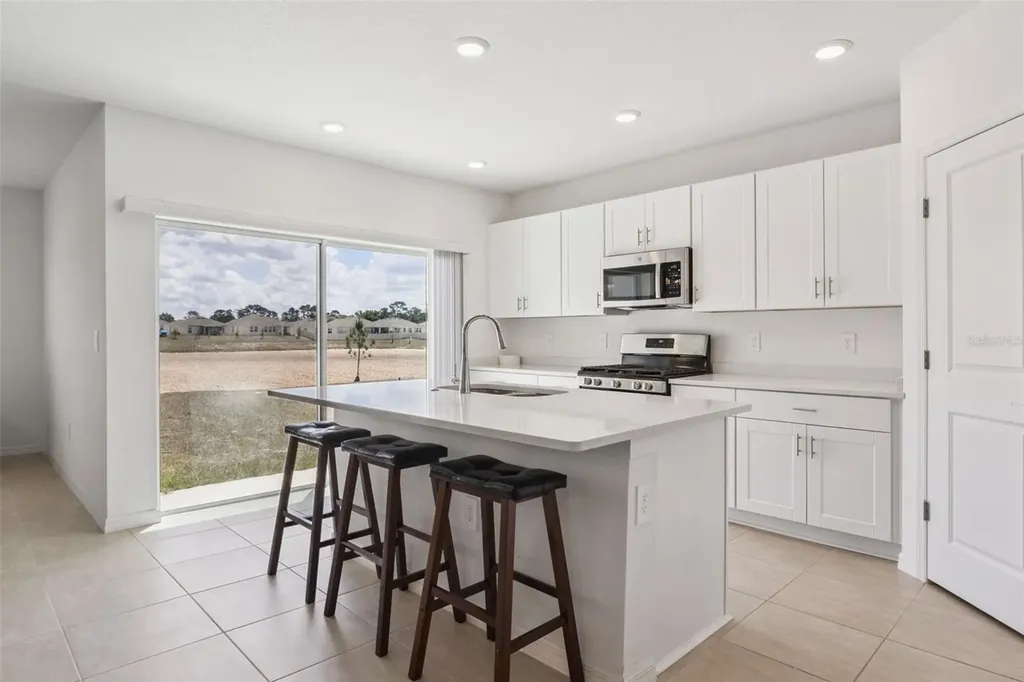 33857 Sky Blossom Circle Leesburg FL 34788