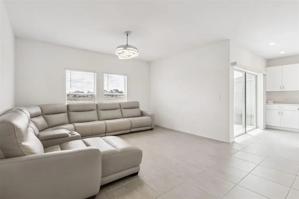 33857 Sky Blossom Circle Leesburg FL 34788