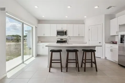 33857 Sky Blossom Circle Leesburg FL 34788