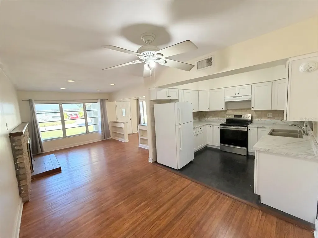 309 Kerry Drive Clearwater FL 33765
