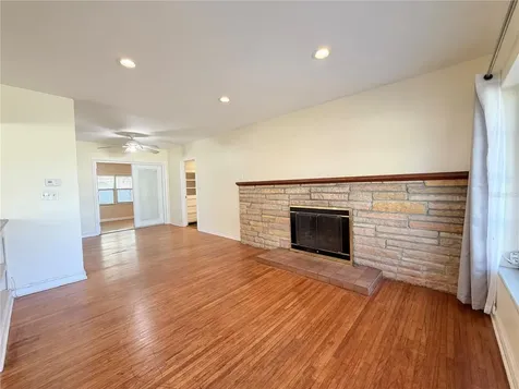 309 Kerry Drive Clearwater FL 33765