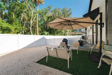 192-194 S Lemon Avenue Brooksville FL 34601