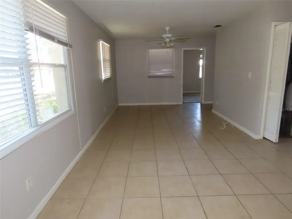 6595 64th Way N Pinellas Park FL 33781