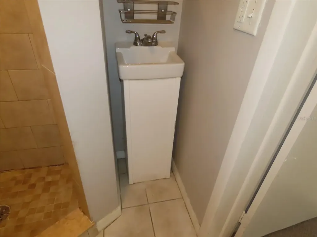 6595 64th Way N Pinellas Park FL 33781