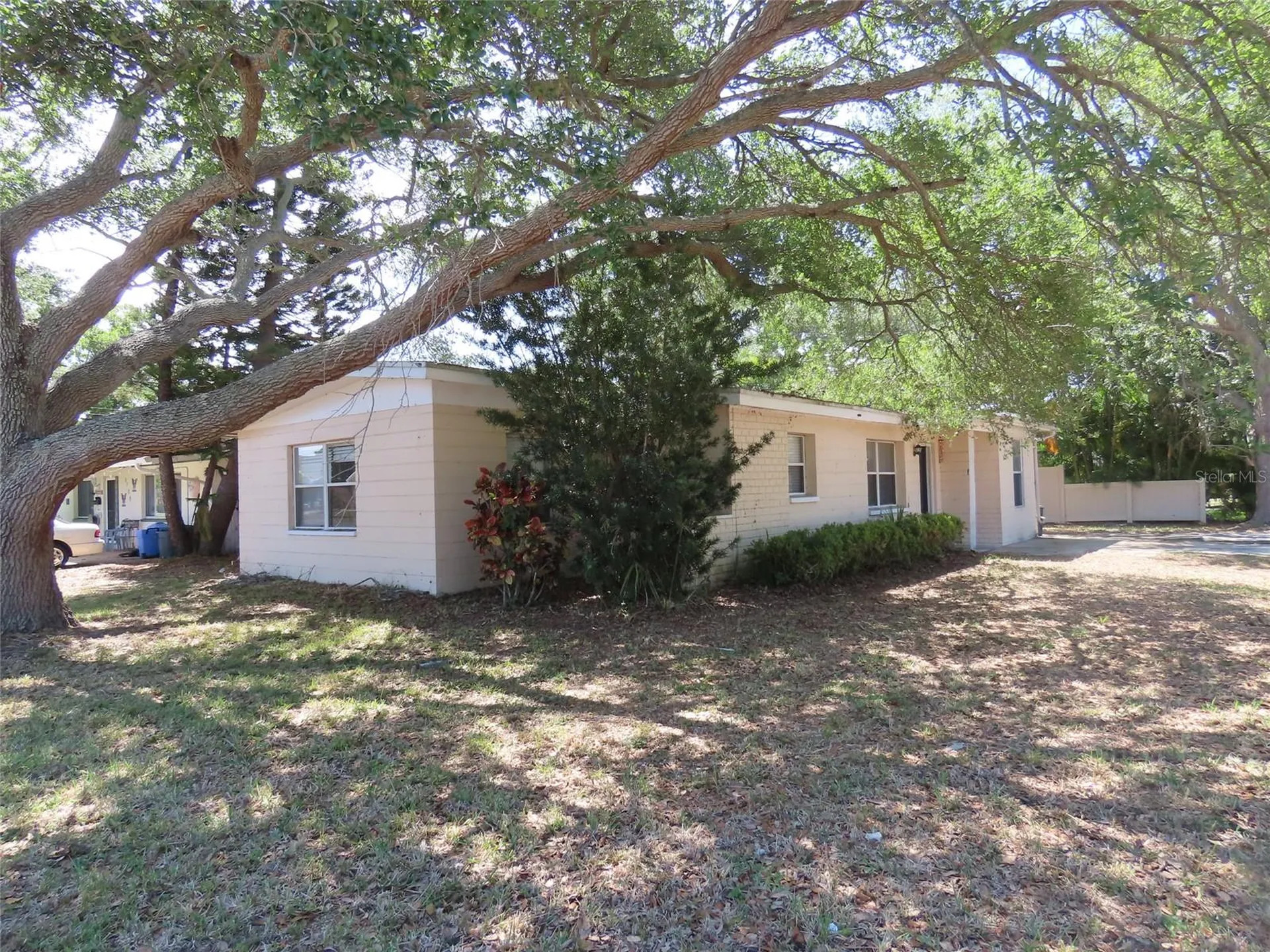 6595 64th Way N Pinellas Park FL 33781