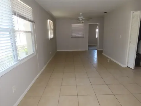 6595 64th Way N Pinellas Park FL 33781