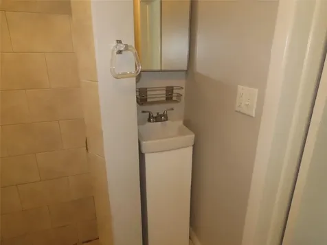 6595 64th Way N Pinellas Park FL 33781