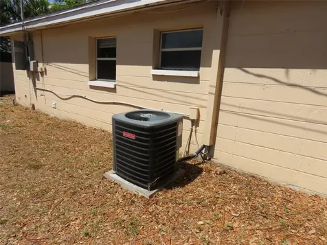 6595 64th Way N Pinellas Park FL 33781