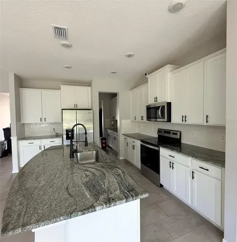 17625 Cantarina Cove Bradenton FL 34211