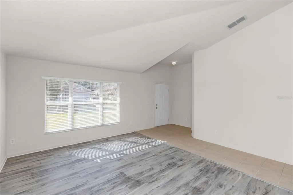 2989 White Cedar Circle Kissimmee FL 34741