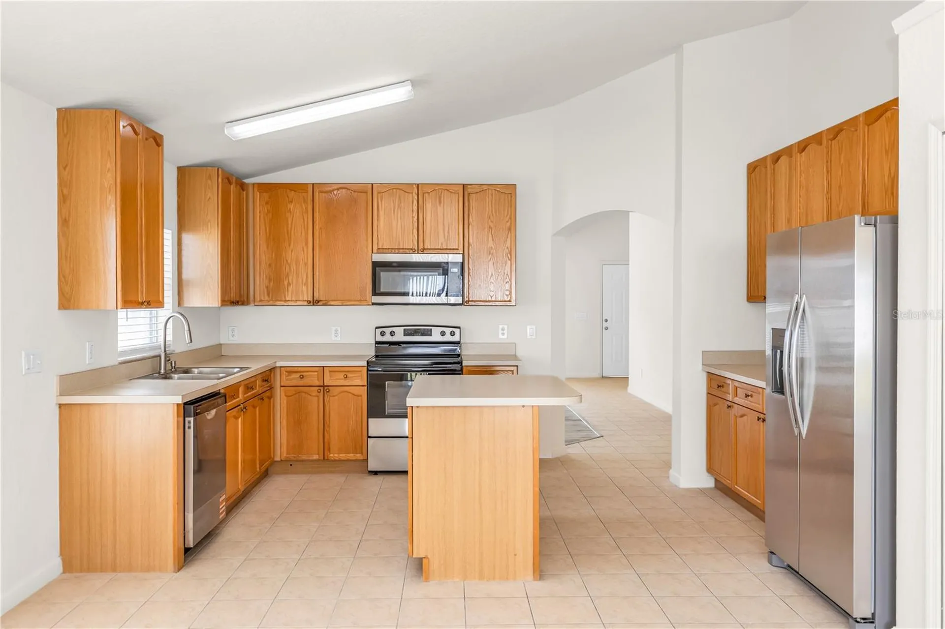 2989 White Cedar Circle Kissimmee FL 34741