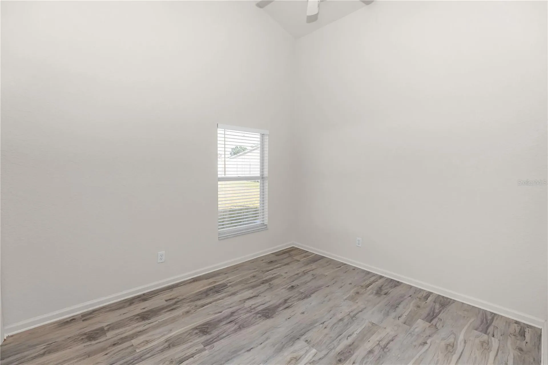 2989 White Cedar Circle Kissimmee FL 34741