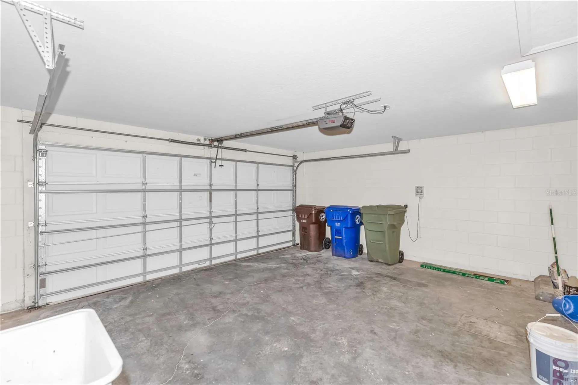 2989 White Cedar Circle Kissimmee FL 34741