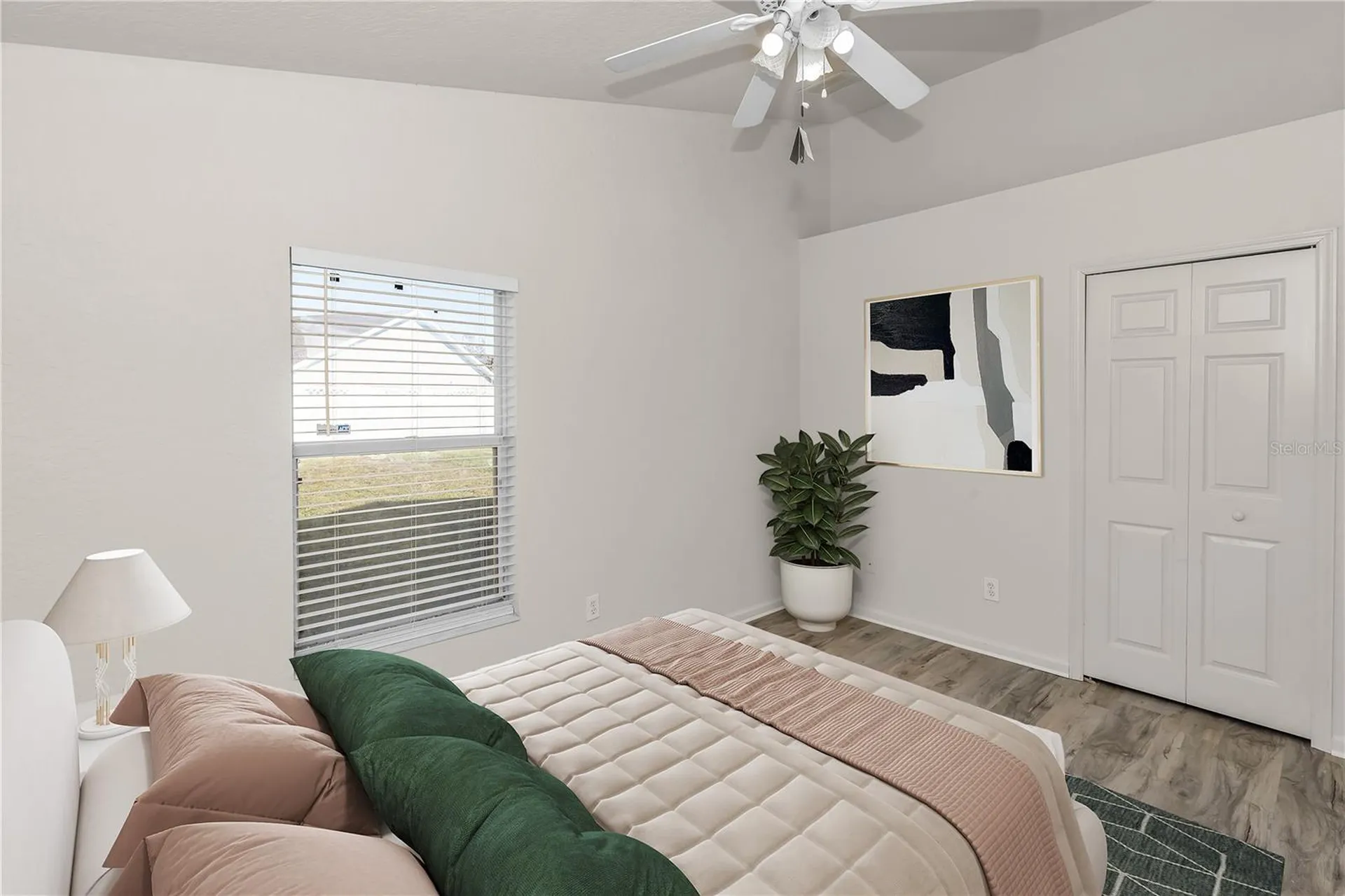 2989 White Cedar Circle Kissimmee FL 34741