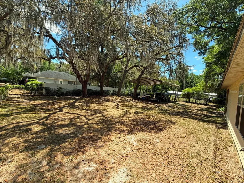 22921 SE 60th Lane Hawthorne FL 32640