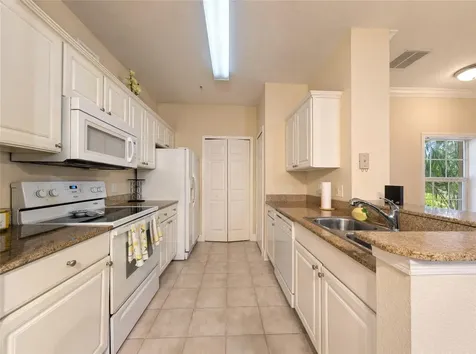 143 Southern Pecan Circle Winter Garden FL 34787