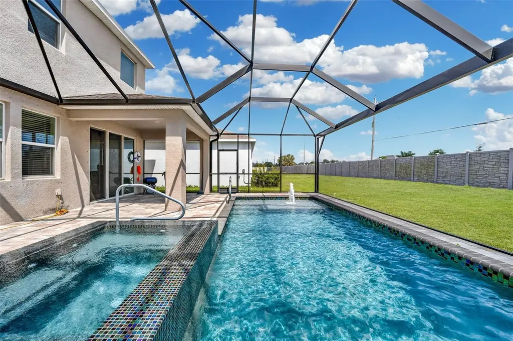 3734 Turning Tides Terrace Bradenton FL 34208