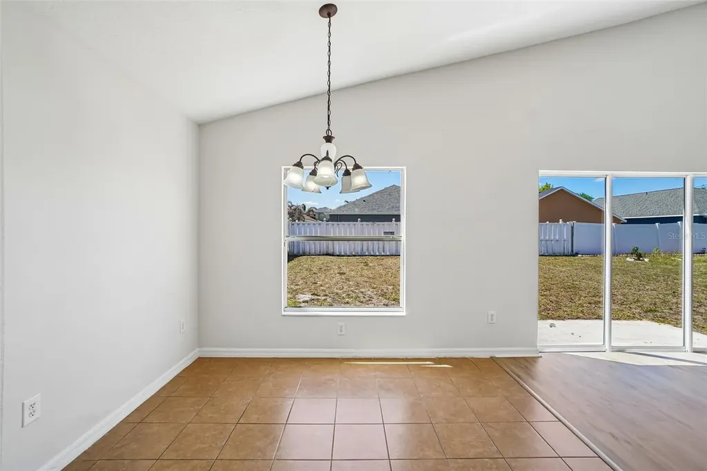 7613 Wood Violet Drive Gibsonton FL 33534