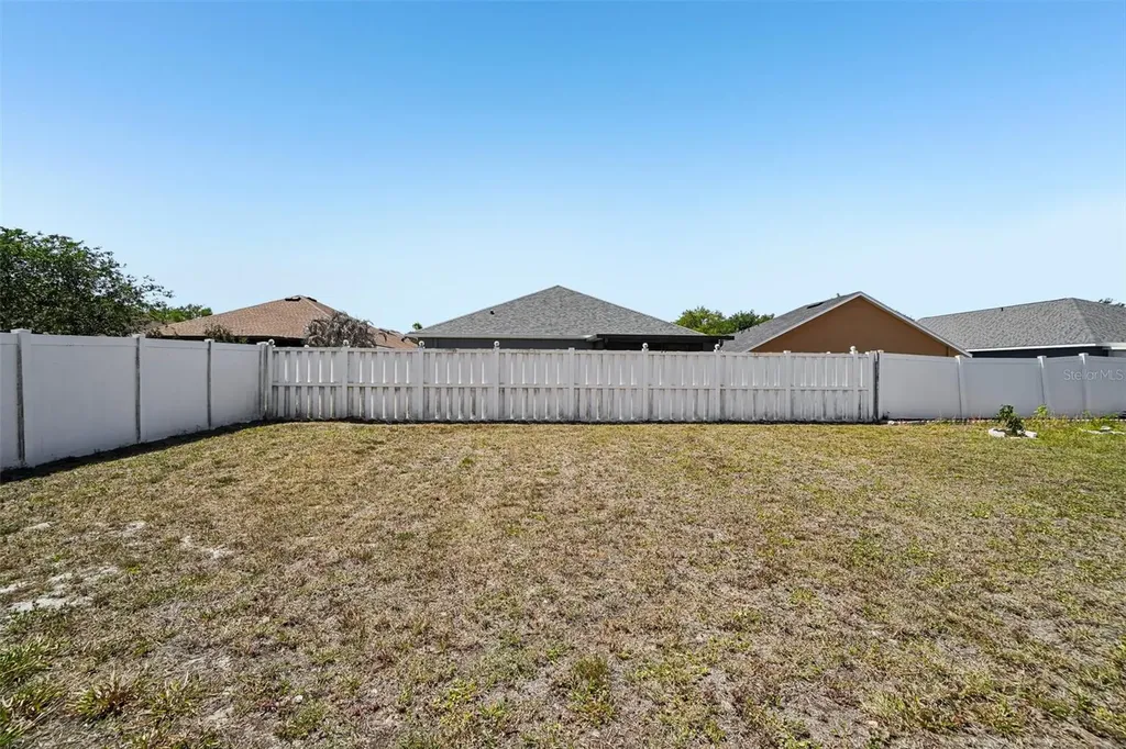 7613 Wood Violet Drive Gibsonton FL 33534