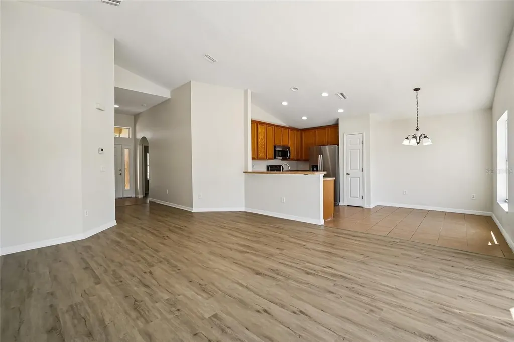 7613 Wood Violet Drive Gibsonton FL 33534