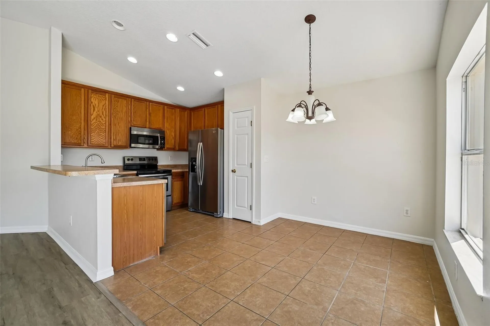 7613 Wood Violet Drive Gibsonton FL 33534