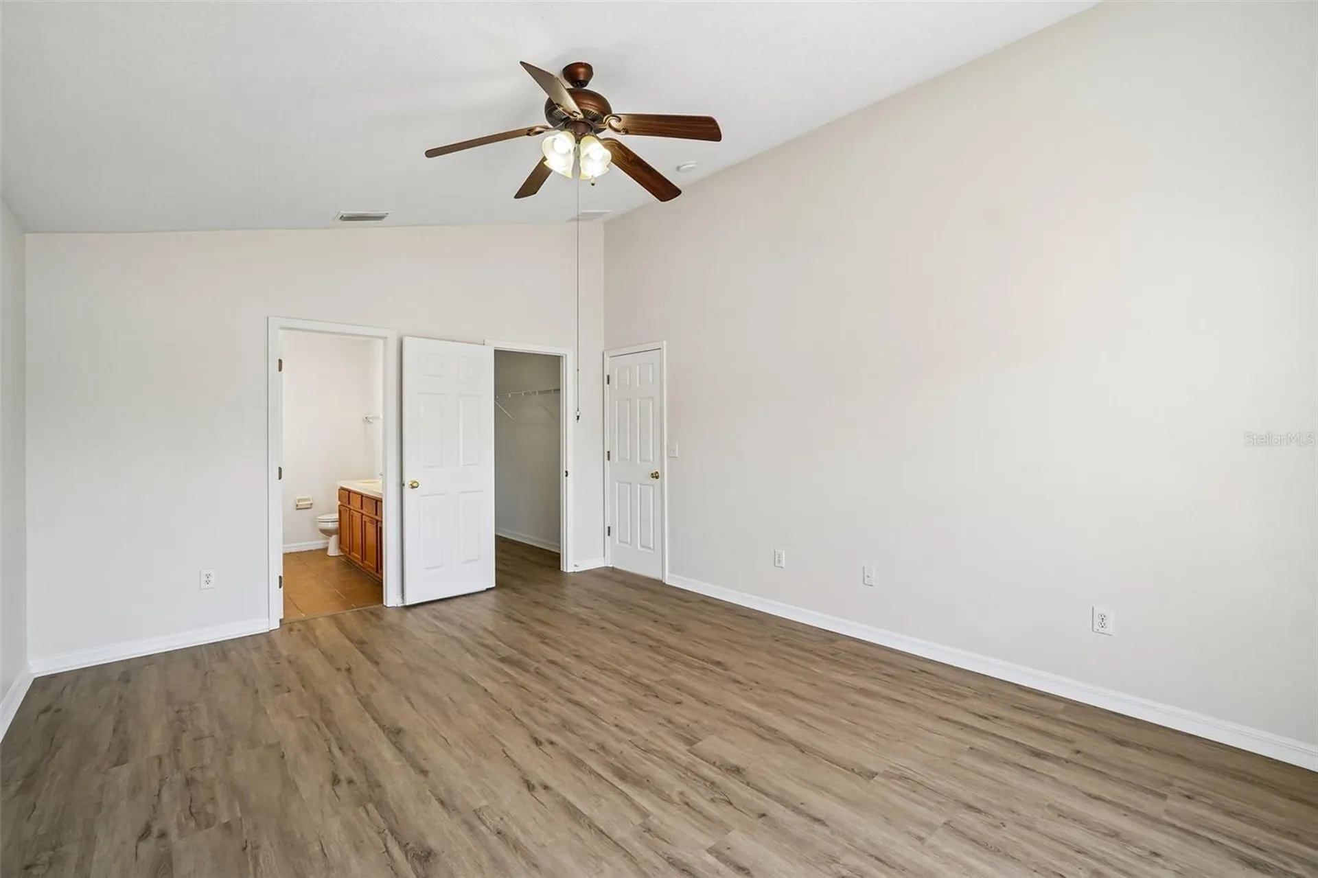 7613 Wood Violet Drive Gibsonton FL 33534