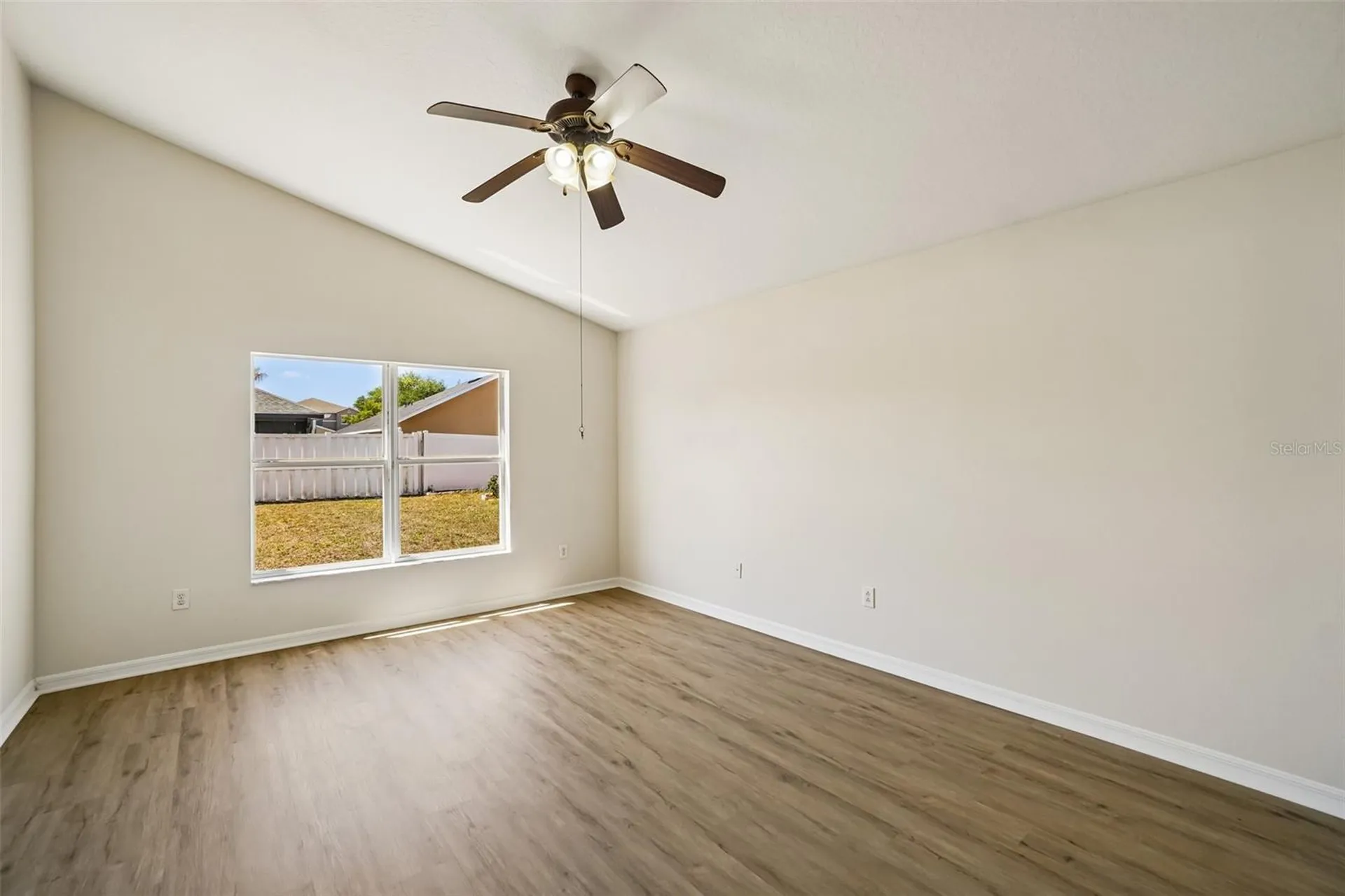 7613 Wood Violet Drive Gibsonton FL 33534