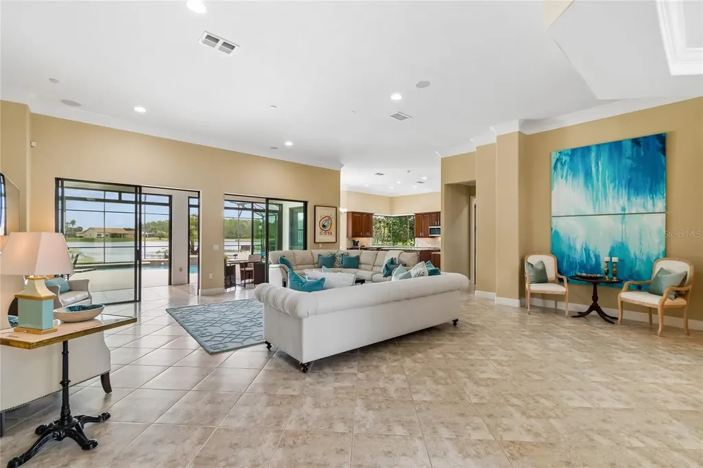 844 San Raphael Street Poinciana FL 34759