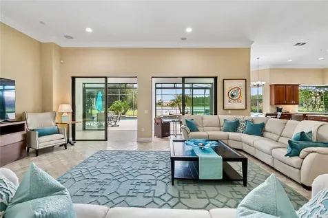 844 San Raphael Street Poinciana FL 34759