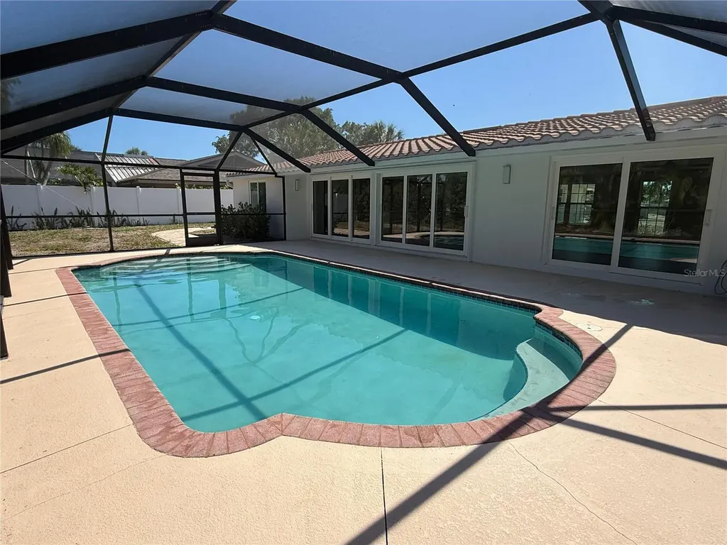 5569 Shadow Lawn Drive Sarasota FL 34242
