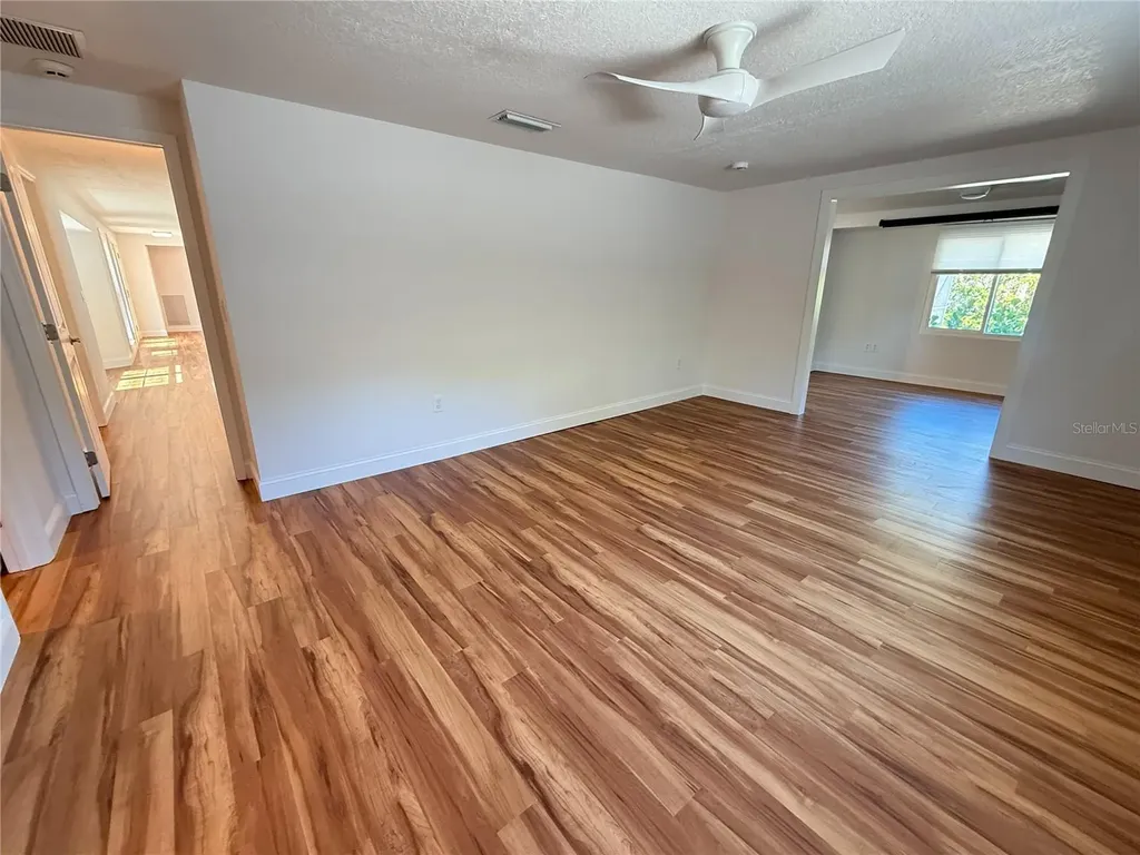 5569 Shadow Lawn Drive Sarasota FL 34242