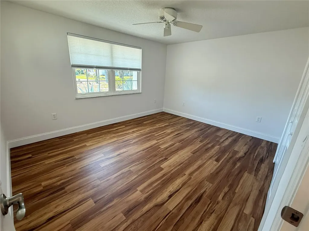 5569 Shadow Lawn Drive Sarasota FL 34242