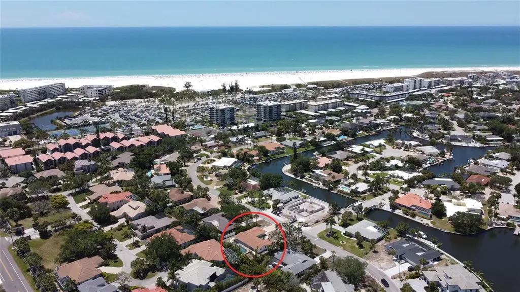 5569 Shadow Lawn Drive Sarasota FL 34242
