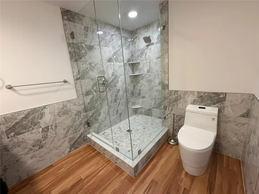 5569 Shadow Lawn Drive Sarasota FL 34242