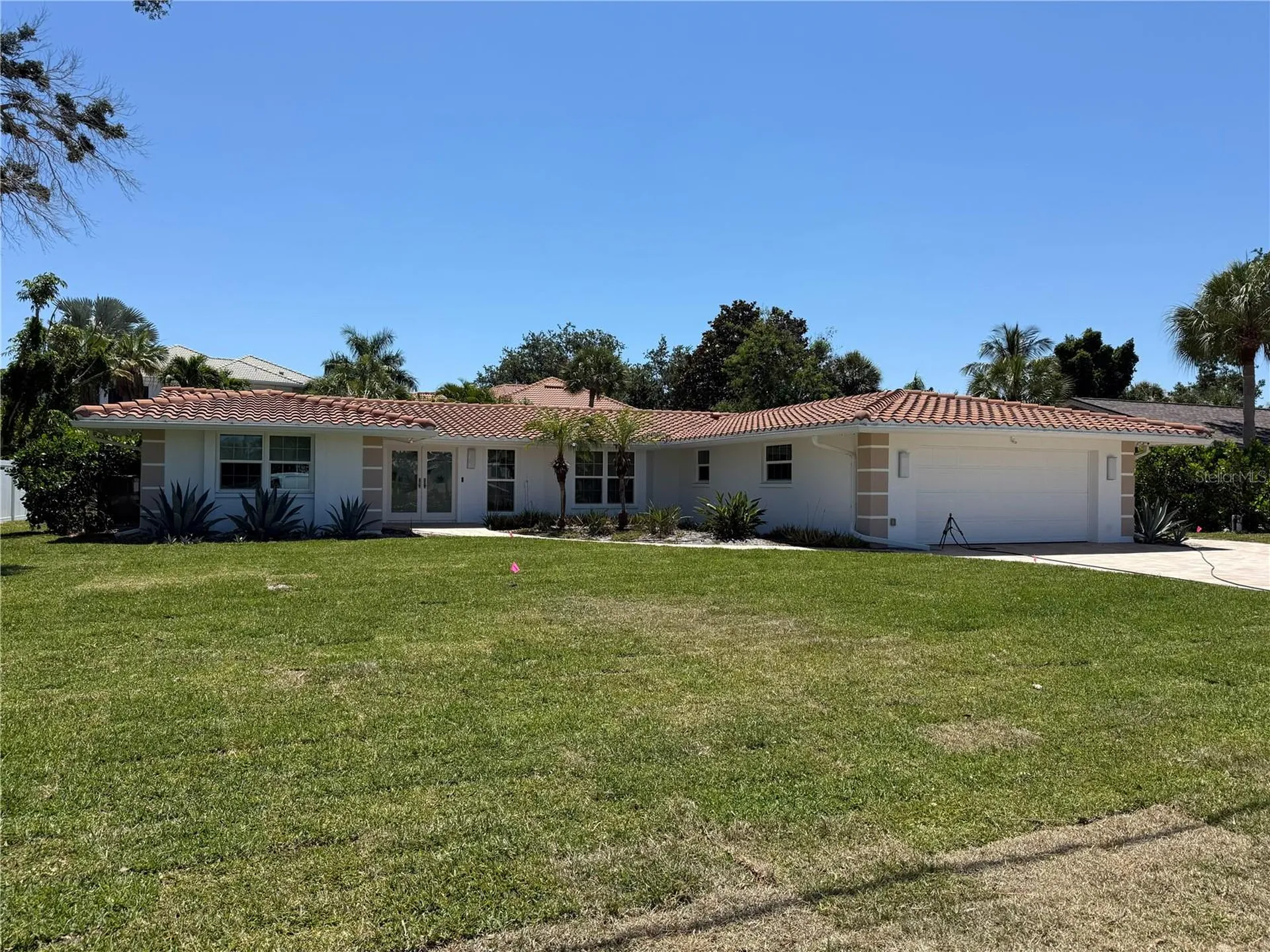 5569 Shadow Lawn Drive Sarasota FL 34242