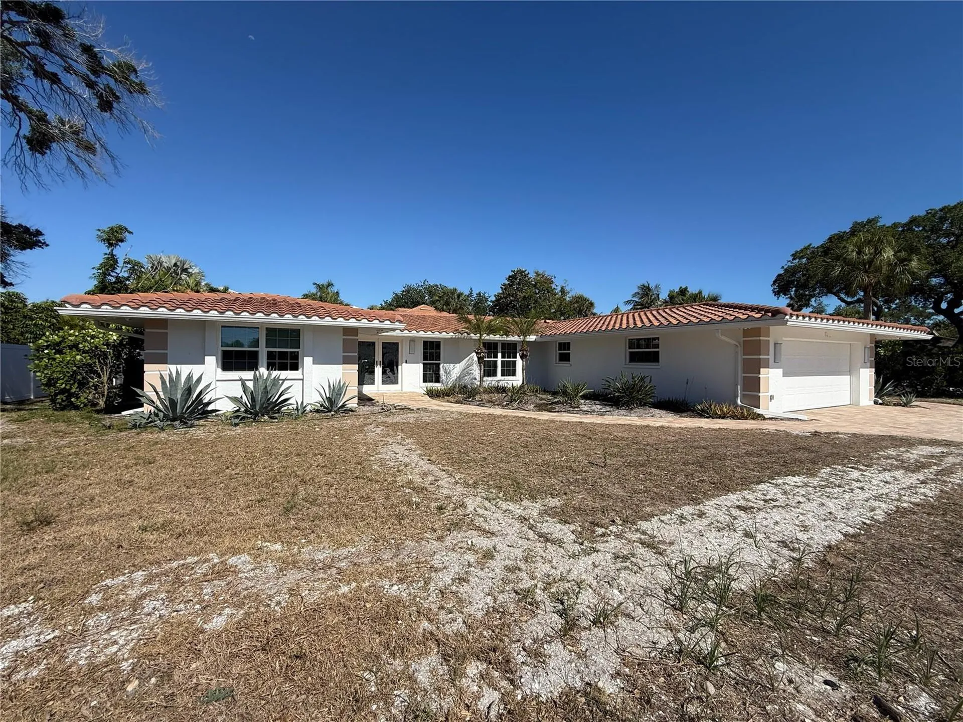 5569 Shadow Lawn Drive Sarasota FL 34242